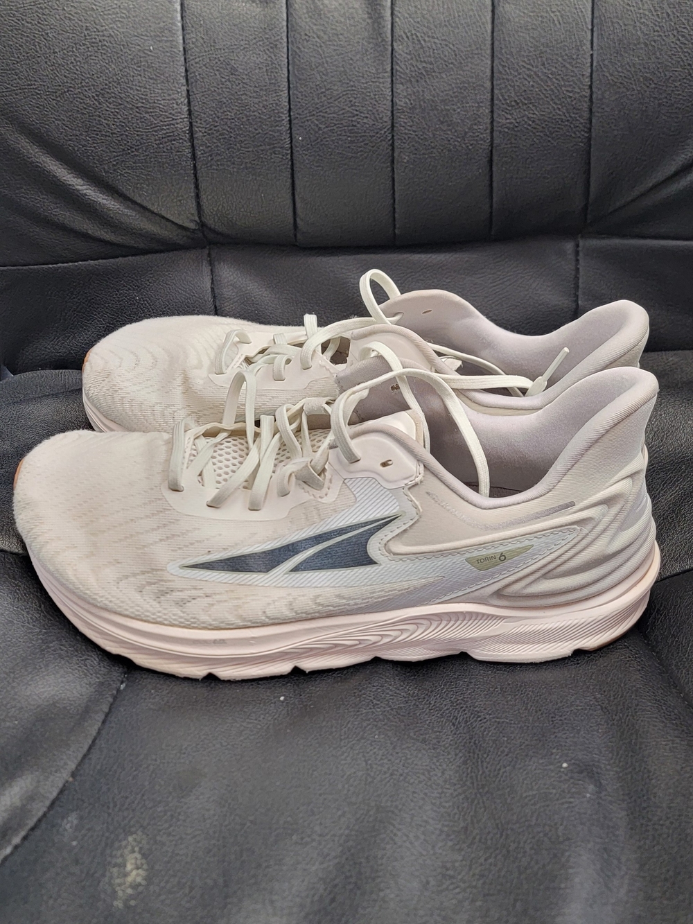 Altra Women's Light Pink/Gray Athletic Running Shoes